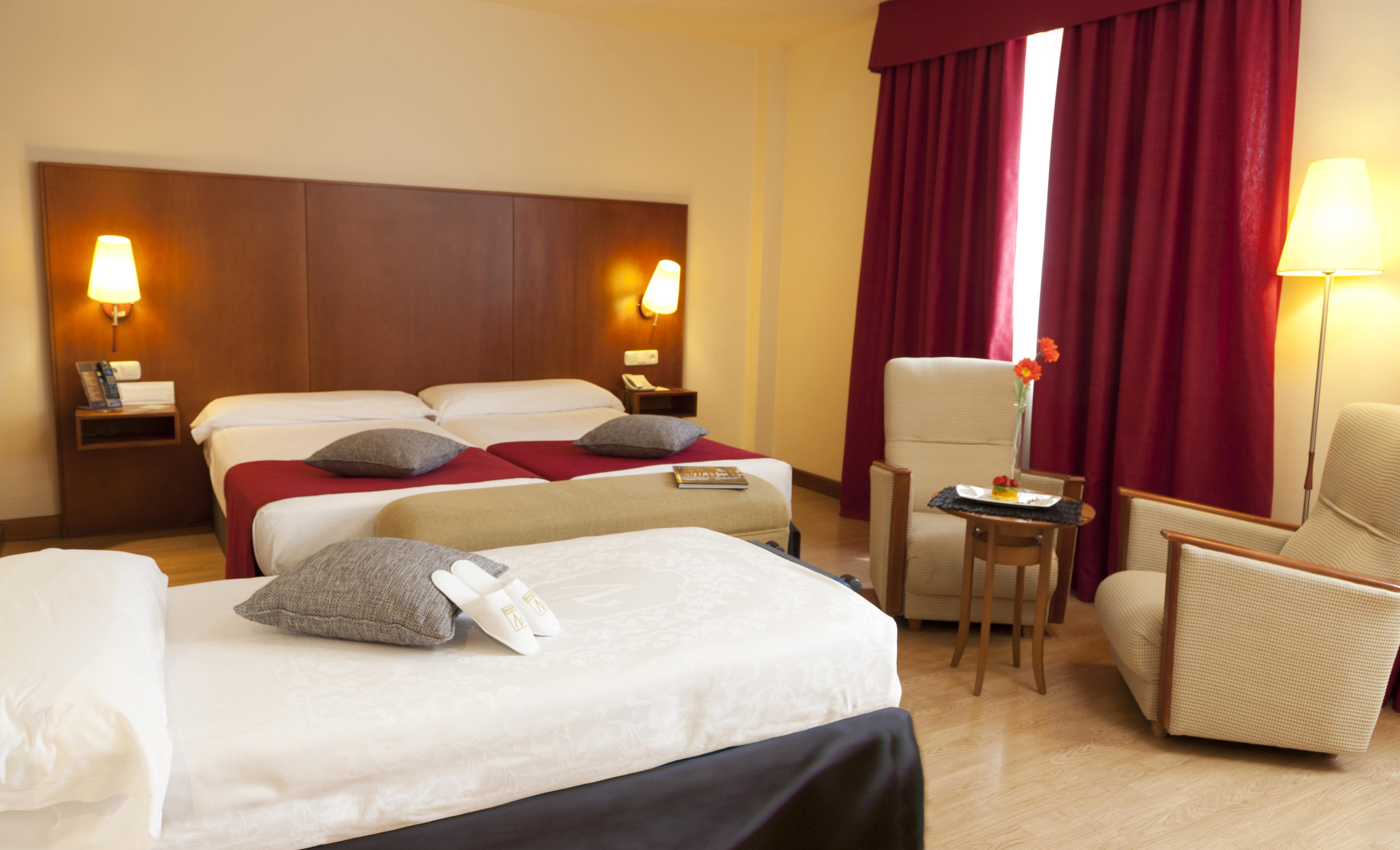Hotel Vincci Ciudad De 4*
